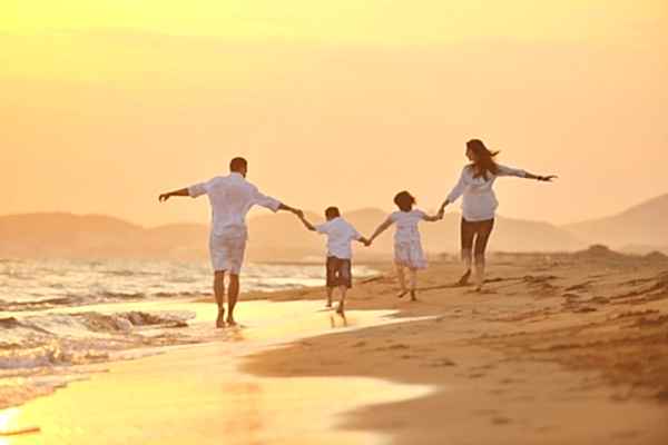 Aileler için Yurt Dışında İngilizce Kursu ve Tatil Programları
